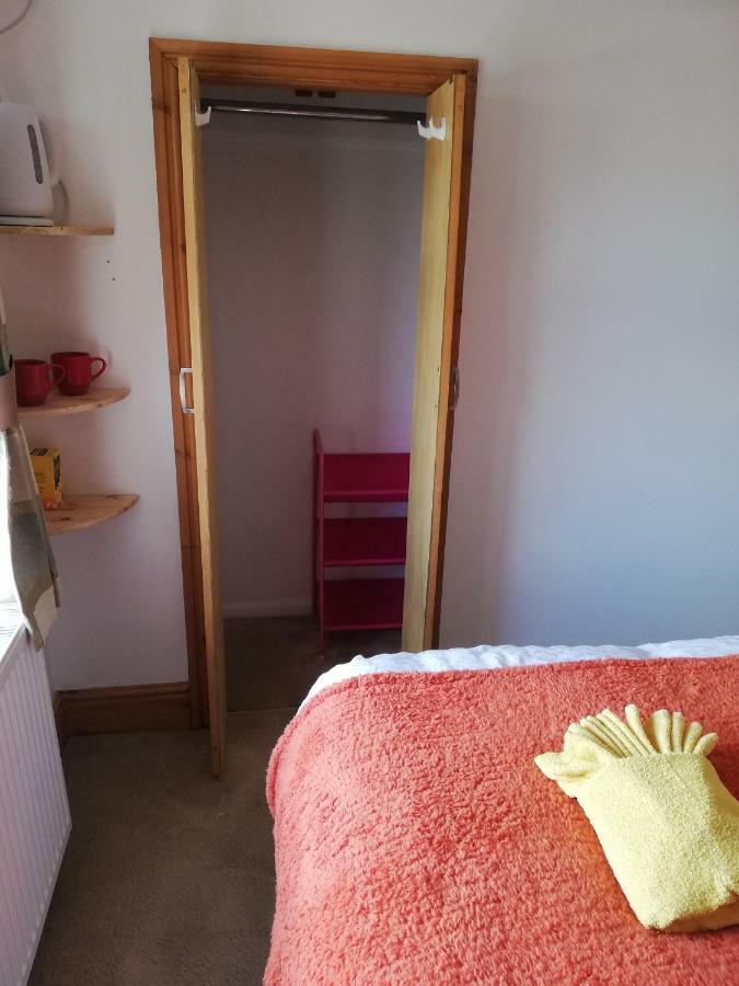 Nice Rooms In Queen House Clay Cross Εξωτερικό φωτογραφία